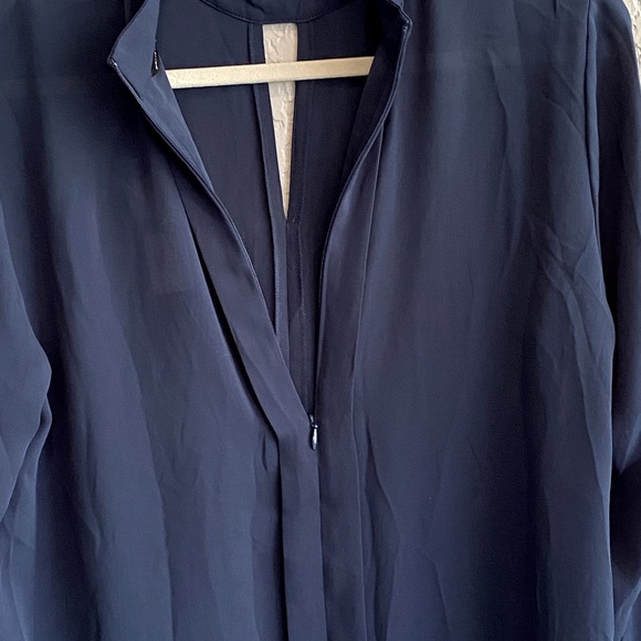 WHMB Keyhole blouse. NWT size large. Gorgeous beautiful blue-grey color. - Picture 4 of 8